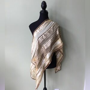 ⭐️ SALE $20 ⭐️ Ellen Tracy Vintage Silk Golden Native American Totem Scarf